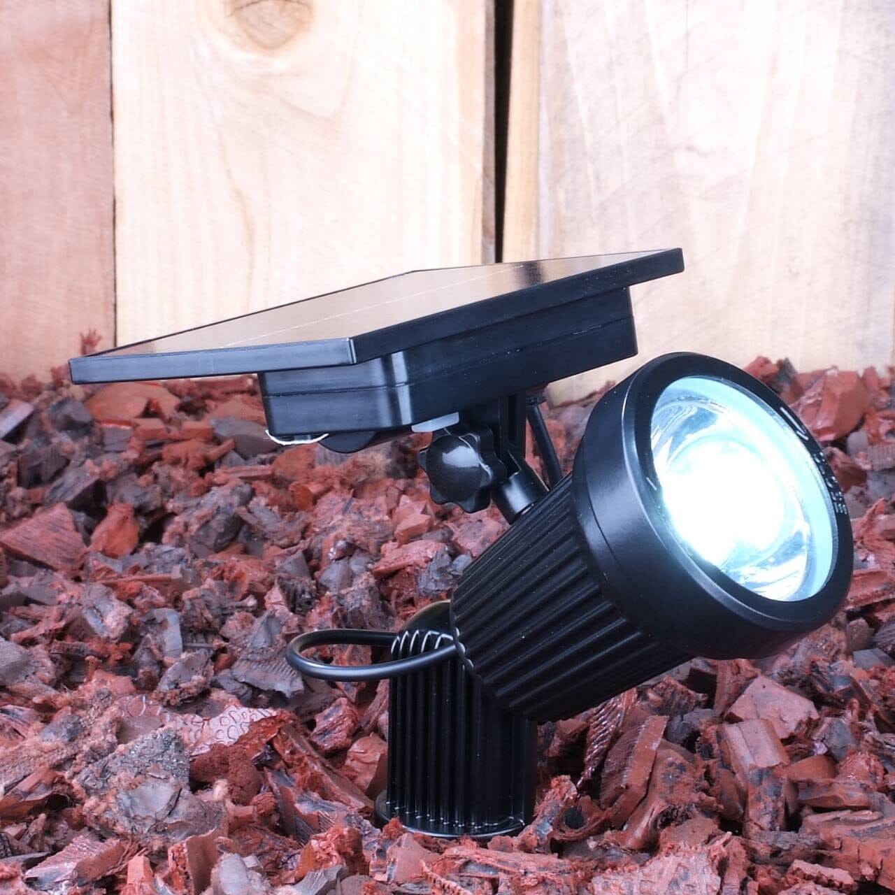 Spot solaire Lighteme | Rendement élevé | Blanc brillant ou blanc chaud