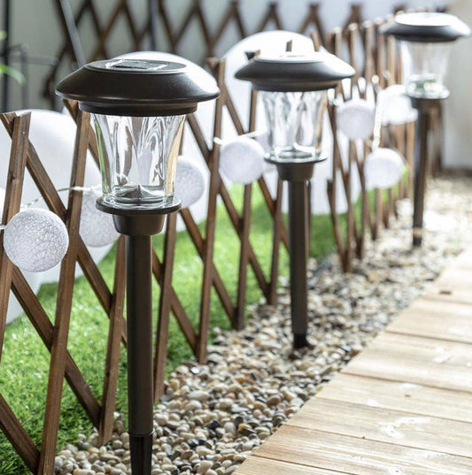 Lot de 8 lampes solaires pour allées Lighteme, jusqu'à 10 lumens 