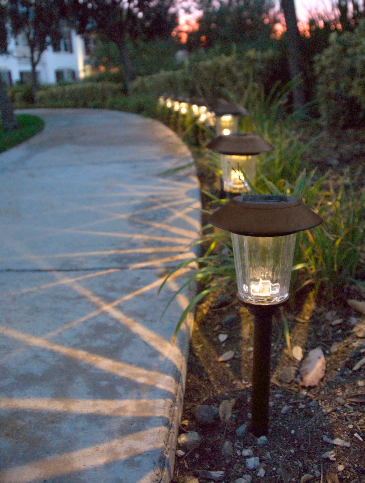 Lighteme Bronze 8-Piece Large Solar Pathway Lights - Changing Color Model SGL-13119