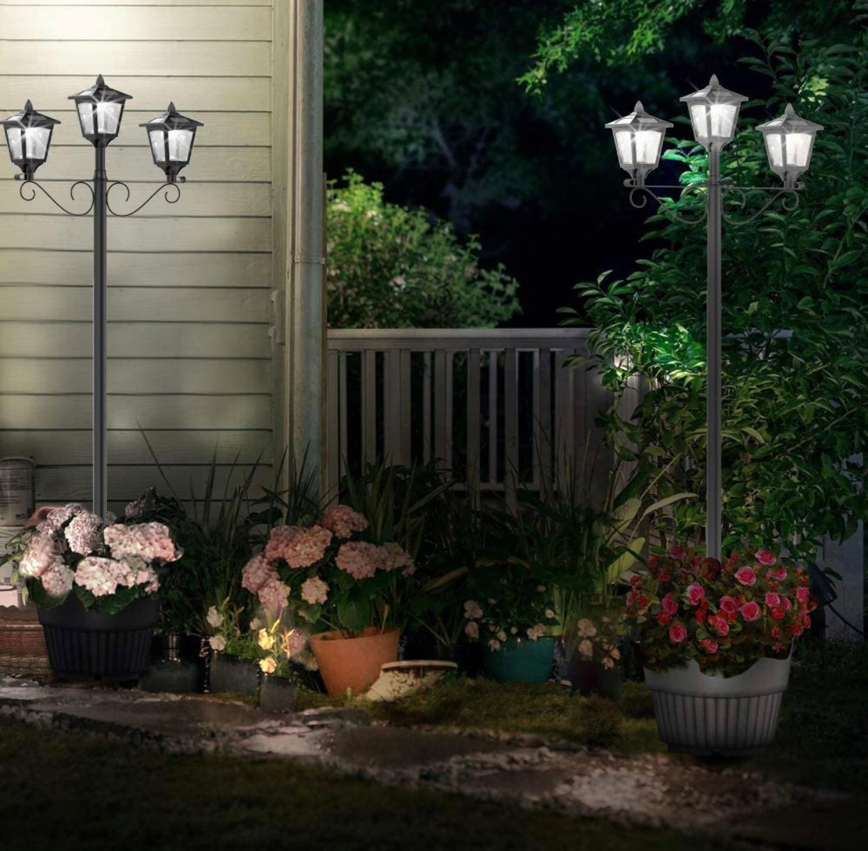 Lampadaire solaire d'extérieur à LED Lighteme à 3 luminaires, 50 lumens - 72 pouces 