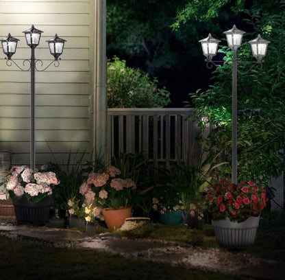 Lampadaire solaire d'extérieur à LED Lighteme à 3 luminaires, 50 lumens - 72 pouces 