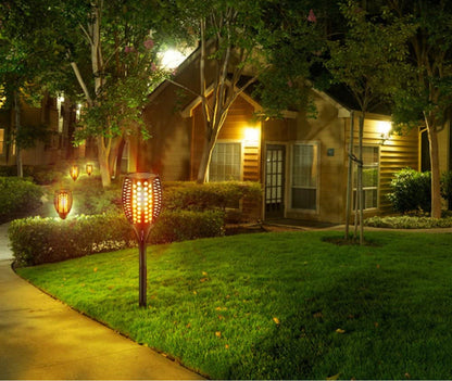 Lighteme Solar-LED-Flammenlampe, Rasenflamme, flackernde Fackel, Feuer im Freien, 96 LED-Leuchten, 4er-Pack