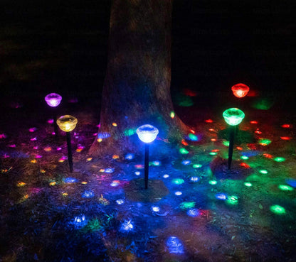 Lot de 4 lampes solaires LED Lighteme pour allées, 8 couleurs changeantes, étanches, pour extérieur
