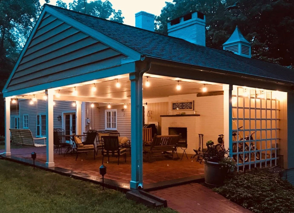 Lighteme 24Ft Plug-In LED-Lichterkette für den Außenbereich, wasserdicht, zum Aufhängen, dimmbare 2W Vintage-Edison-Glühbirnen