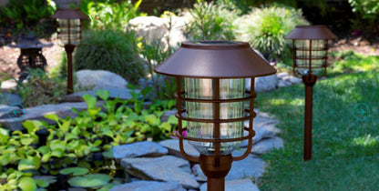 Lighteme Solar-LED-Wegeleuchten – Ölgeriebene Bronze, 4er-Pack