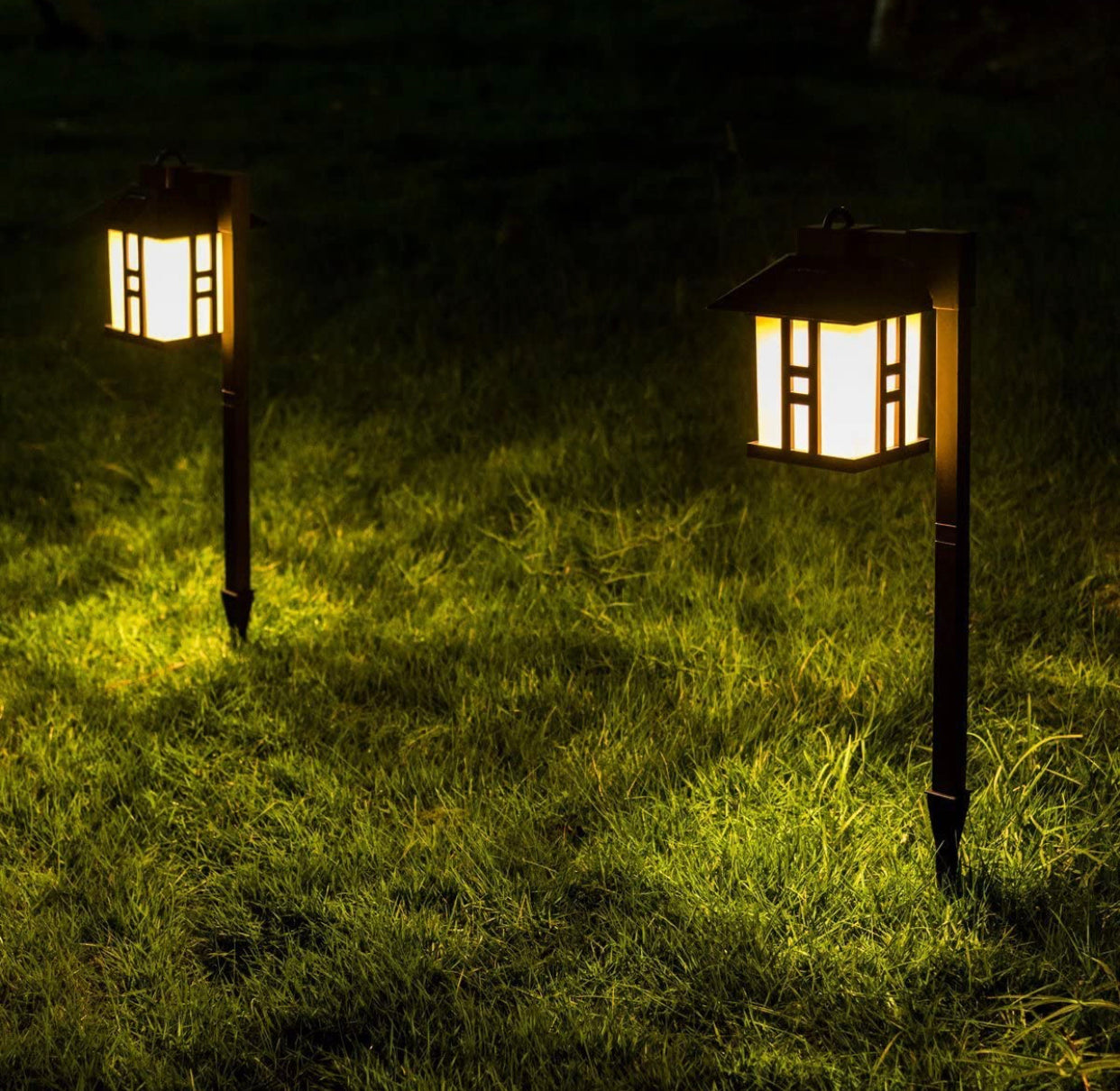 Lot de 4 lampes solaires pour allées de berger Lighteme, style asiatique 