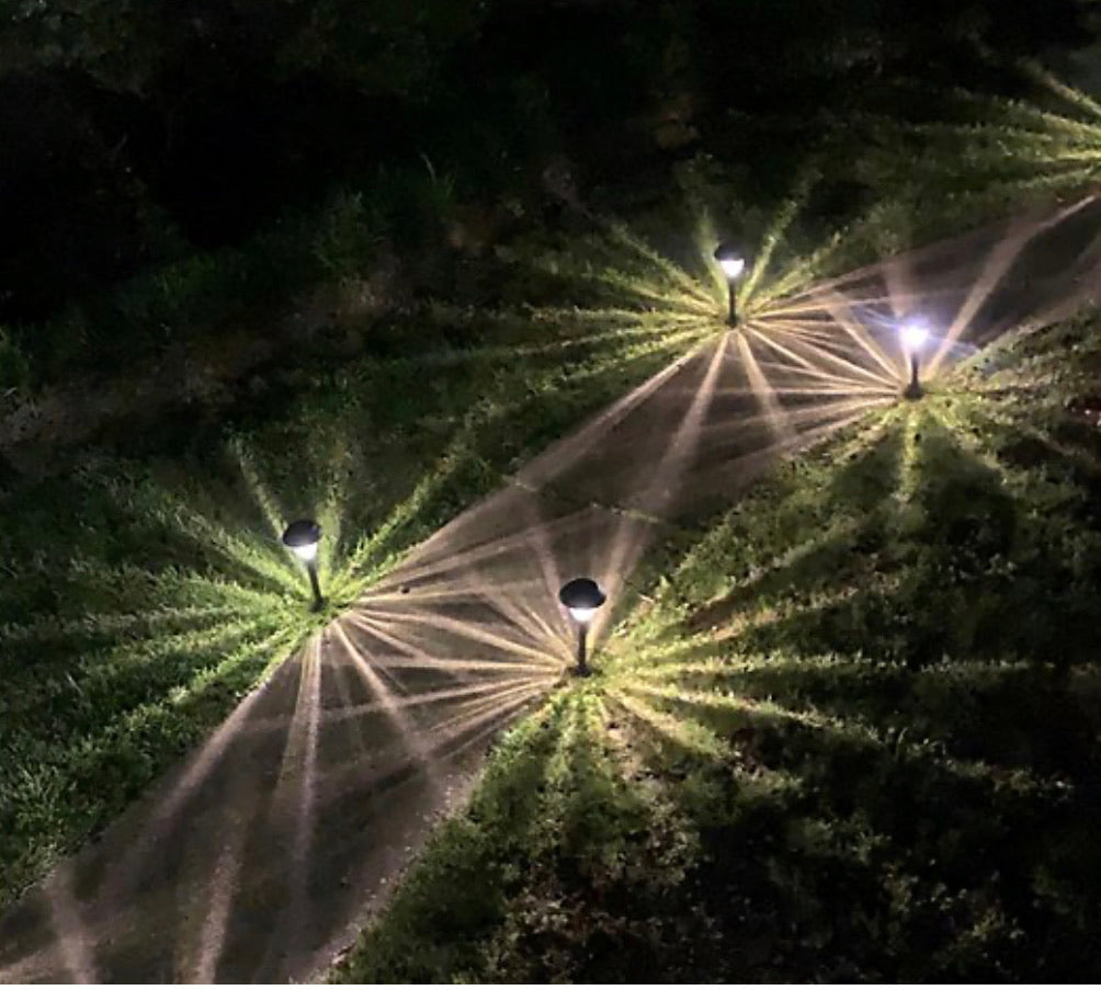 Lighteme 10er-Pack Solar-Wege-LED-Leuchten für den Außenbereich, 15 Lumen, Edelstahl 