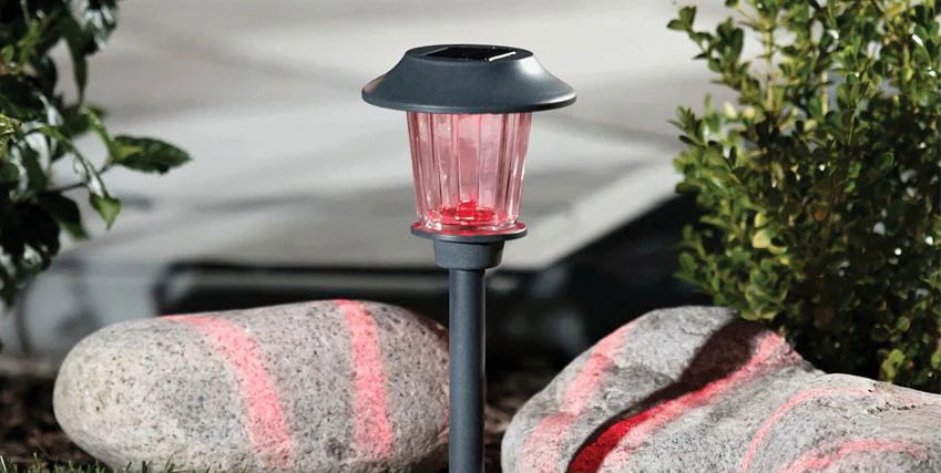 Lot de 8 lampes solaires LED Lighteme pour allées d'extérieur à changement de couleur - Acier inoxydable