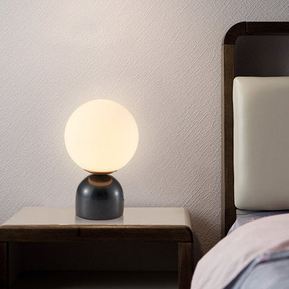 Lighteme Marmorkugel-Tischlampe